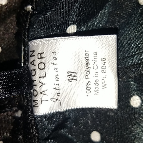 Morgan taylor black and white dot satin shortie pajamas, size medium. - Picture 6 of 6